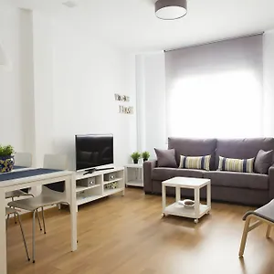 Apartamento Suncity Refino Con Piscina, Málaga