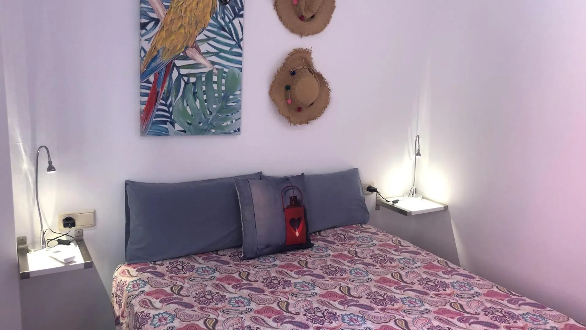 Apartment Aunt Antonia Beach House Malaga