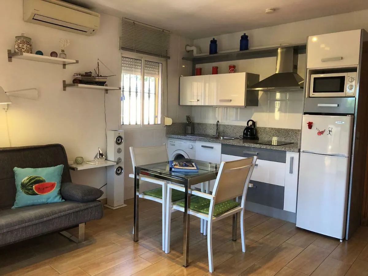 Aunt Antonia Beach House Malaga Apartment